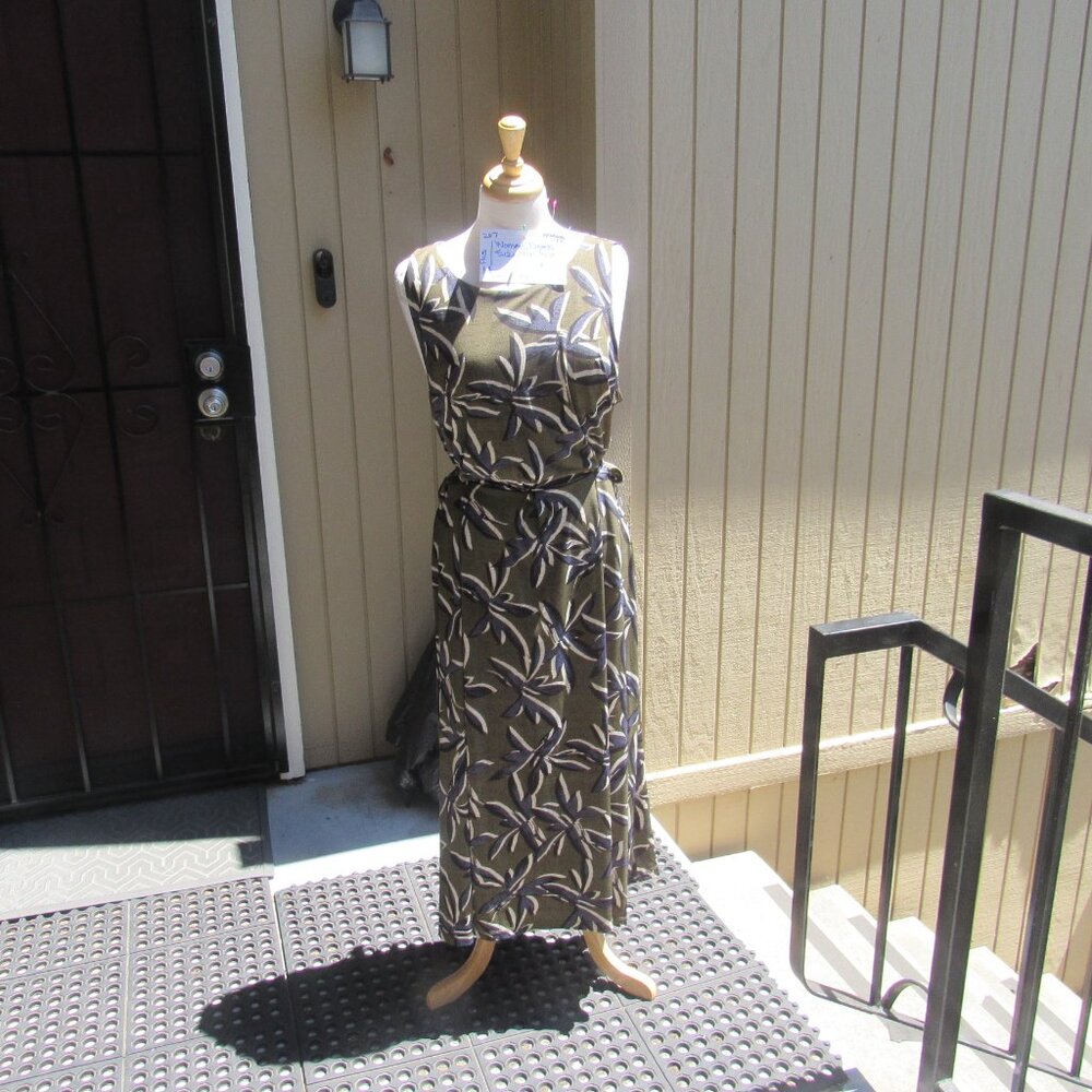 #267. NEW WOMEN'S LONG GREEN SUMMER DRESS BY MONSOON  (SIZE 14US / 18UK)